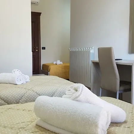 住宿加早餐酒店 Eleonora Tropea