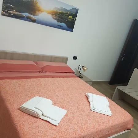 Eleonora Tropea Frühstückspension Le Pioppe