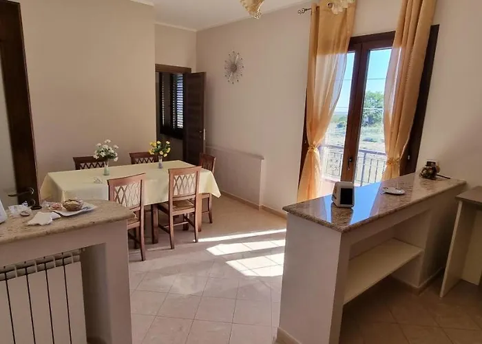 Eleonora Tropea Bed & Breakfast Le Pioppe